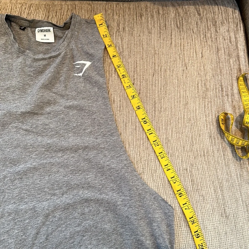 Gymshark Vital Seamless Tank Top Gray Raw Edge Size M VGUC